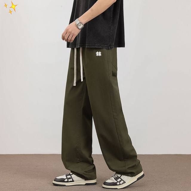 可隆 Kolonsport 四季纯棉高街宽松春秋长裤运动百搭休闲裤 今日推荐2025春秋新款宝藏单品，纯棉时尚休闲裤！阔腿裤型，松紧腰身+腰带设计，满满的高级感