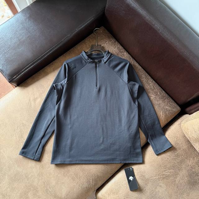 Descente迪桑特Training综训运动健身男士Solotex薄绒长袖针织衫！！ Training 长袖针织衫 Training系列经典半开拉链设计长袖针