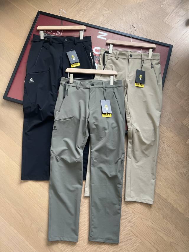 供 报货号9253016 秋季户外商务系列休闲裤！ 这批是孟加拉产，直供华南地区实体的订单，贸易公司备次品！性价比爆棚的一单牛货！！！裤子专为活动灵活性而设计。