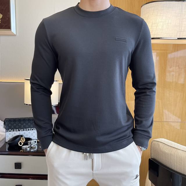 杰尼娅 Ss秋装大爆款长袖T恤，采用定制高级棉混纺面料 时尚大牌元素Logo设计，柔软细腻舒适保暖，多重工艺制作，男人的衣柜都少不了基础打底衫 随时随地都可以拿