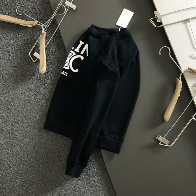 Cinl* 22顶级版本爆款字母印花圆领卫衣，经典面料打造，顶级男女同款印花面料做了加厚处理，密度非常之高令版型垂感更好！耐穿又舒适尺码Xs-L