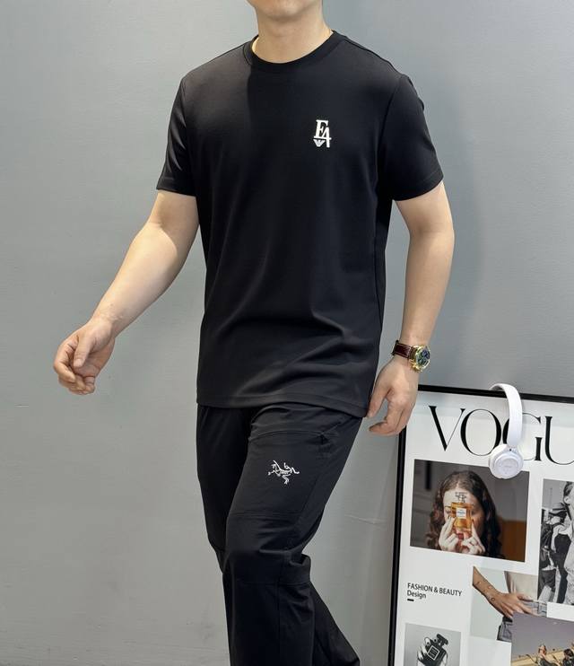 Ea7*阿玛尼*25S新款莫代尔T恤.基础款推荐！经典字母图形设计，高温烫画高周波工艺.简单高级！常规版型！干练的款式.定制客供300克莫代尔精梳面料，上乘面料