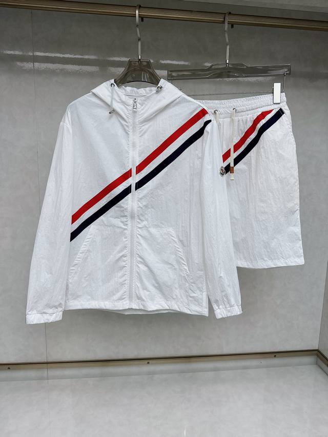 蒙口 2025夏季防晒衣短裤套装，海外专柜同步 奢华高级定制 任何人都可以轻松驾驭，客供进口聚纤维面料 手软舒适有型 吸汗透气 ，外贸公司订单，N国内一线代工厂