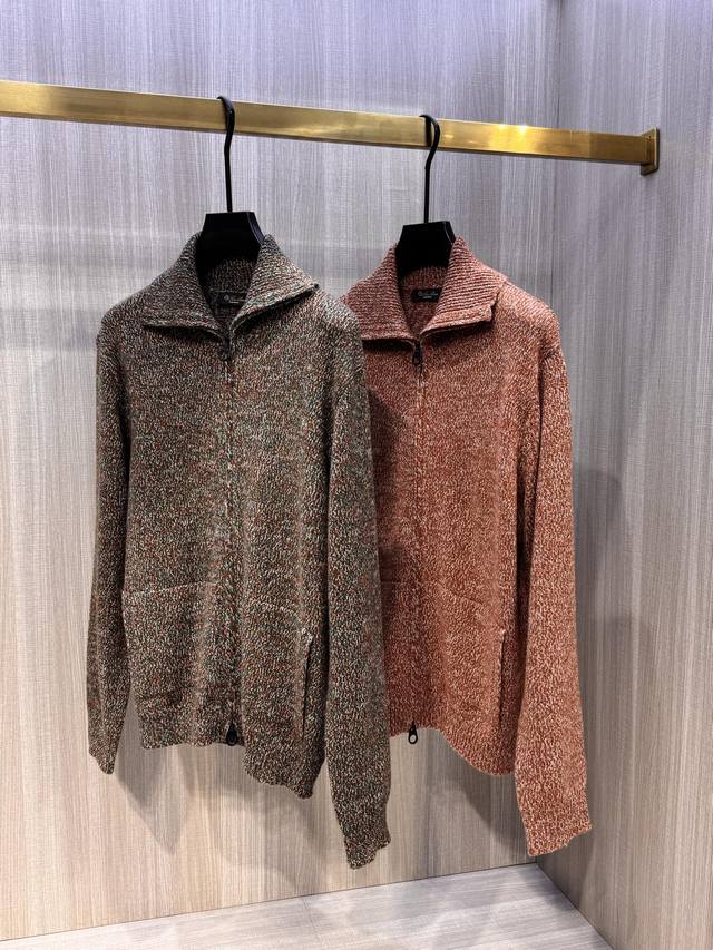 Sg 男女同款 ，Lp家 2025秋冬最新花纱加厚全拉链高领毛衣外套，陈冠希同款，当混色针织的纹理撞上利落拉链，当高领的复古感遇见户外风的松弛，这件毛衣外套便成