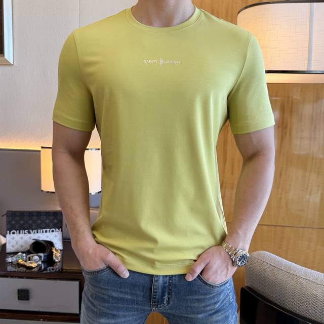Ysl 2025Ss蛇年贺岁款春夏精品短袖T恤 官网同步 高端品质 定制顶级丝光棉面料，顶级大厂1:1制作，时尚大牌重工艺Logo设计，手感柔软细腻 穿着亲肤舒