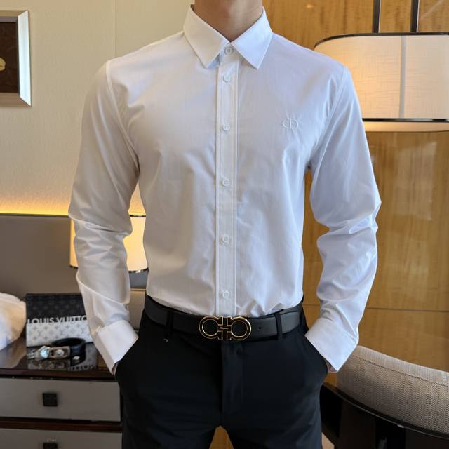 年后退换 迪奥 2025Ss春夏时尚大爆款精品长袖衬衫，贸易公司渠道货，品相完美如斯，属于入柜级别，可预见性的爆款，高级定制进口高级棉混纺面料，大师级剪裁，质感