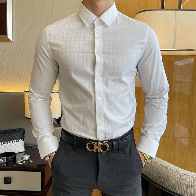 年后退换 芬迪 Ss秋装时尚大爆款长袖衬衫，贸易公司渠道货，品相完美如斯，属于入柜级别，可预见性的爆款，高级定制进口高终棉面料，大师级剪裁，质感无敌，亲肤性极佳