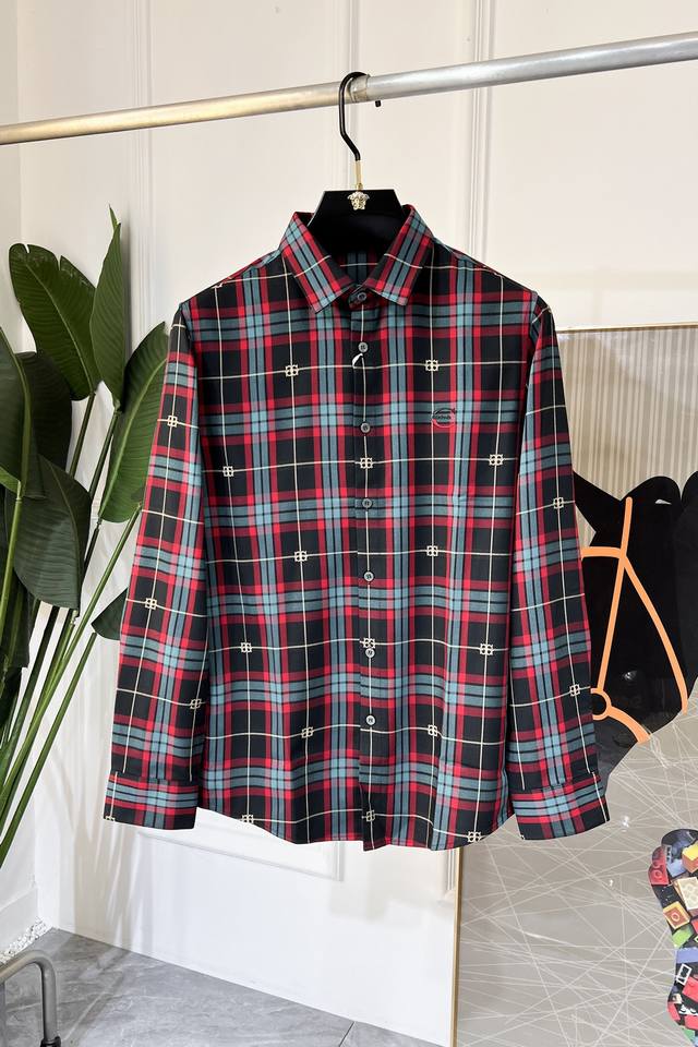 年后退换 卡瓦利 Ss秋装时尚大爆款长袖衬衫，贸易公司渠道货，品相完美如斯，属于入柜级别，可预见性的爆款，高级定制进口高终棉面料，大师级剪裁，质感无敌，亲肤性极