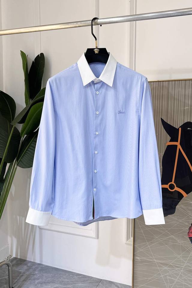 年后退换 古奇 Ss时尚大爆款精品长袖衬衫，贸易公司渠道货，品相完美如斯，属于入柜级别，可预见性的爆款，高级定制进口高级棉混纺面料，大师级剪裁，质感无敌，亲肤性