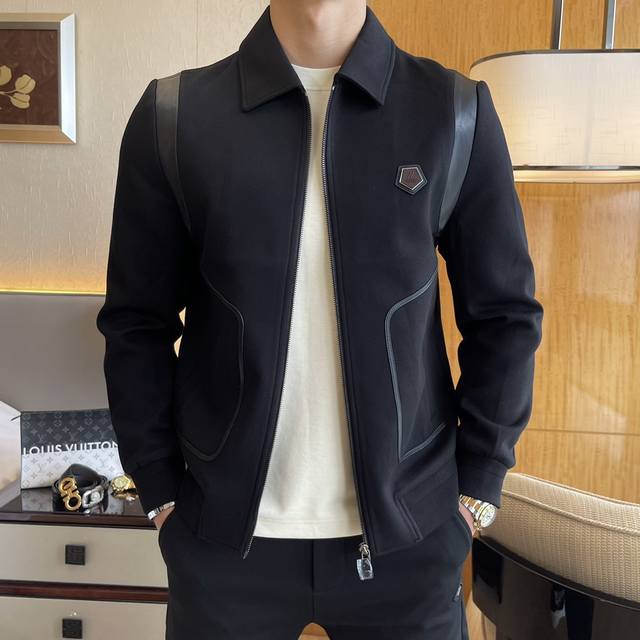 年后退换 杰尼娅 Ss秋装大爆款夹克外套，定制高品质聚酯纤维面料！顶级时尚大牌元素Logo设计，三标齐全！原版五金辅料，线条流畅，工艺精致，上身版型超赞，面料舒