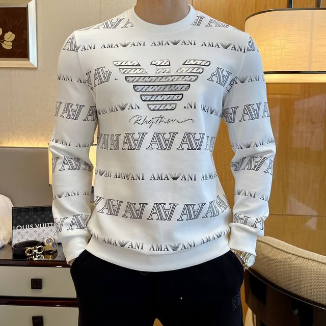 年后退换 A玛尼 Ss秋季大爆新款，最高版本时尚套头卫衣、每年必出的经典之作。受各大明星的青睐推崇，精选高端欧棉混纺面料，重工艺制作，原版五金辅料Logo设计，