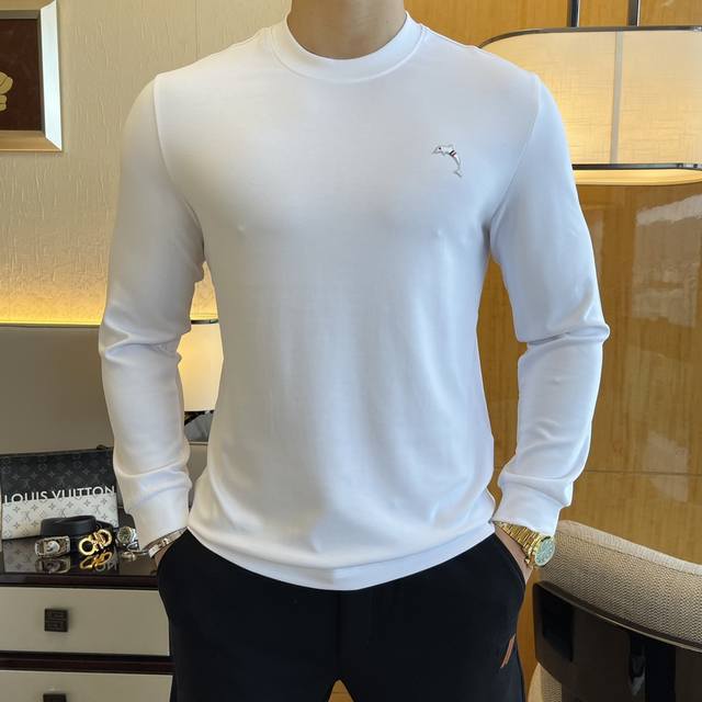 Tb Ss秋装大爆款长袖T恤，采用定制高级棉面料 时尚大牌元素Logo设计，柔软细腻舒适保暖，多重工艺制作，男人的衣柜都少不了基础打底衫 随时随地都可以拿来搭配