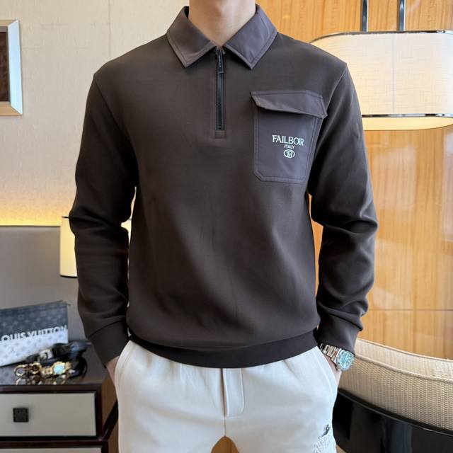 巴尔曼 Ss秋季大爆新款，最高版本时尚套头保暖卫衣、每年必出的经典之作。受各大明星的青睐推崇，精选高端欧棉混纺面料，重工艺制作，原版五金辅料Logo设计，柔软顺