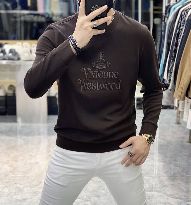 西太后 Ss秋季大爆新款，最高版本时尚套头卫衣、每年必出的经典之作。受各大明星的青睐推崇，精选高端欧棉混纺面料，重工艺制作，原版五金辅料Logo设计，柔软顺滑，