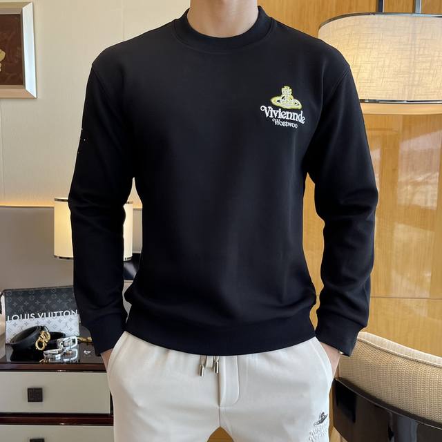 西太后 Ss秋季大爆新款，最高版本时尚套头卫衣、每年必出的经典之作。受各大明星的青睐推崇，精选高端欧棉混纺面料，重工艺制作，原版五金辅料Logo设计，柔软顺滑，