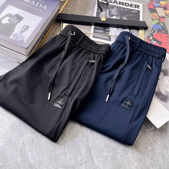 西太后 2025Ss蛇年春夏专柜同步爆款休闲裤，本季必入百搭款式，上身极为出挑，超级百搭款 ，原版1:1复刻，三标齐全！专柜最新时尚元素设计，进口定织高品质欧棉