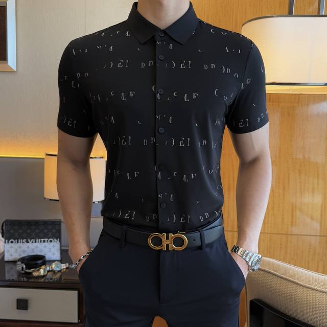 阿玛尼 2025Ss春夏时尚大爆款短袖衬衫，贸易公司渠道货，品相完美如斯，属于入柜级别，可预见性的爆款，高级定制进口长绒棉面料，大师级剪裁，质感无敌，亲肤性极佳