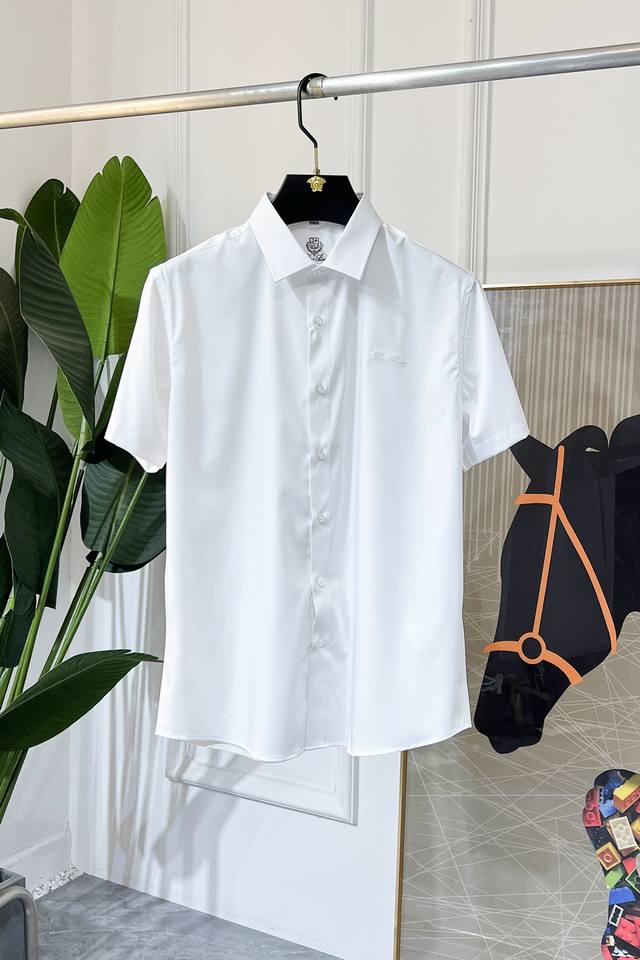 Lp诺悠- 2025Ss时尚大爆款精品衬衫，贸易公司渠道货，品相完美如斯，属于入柜级别，可预见性的爆款，高级定制进口高级棉混纺面料，大师级剪裁，质感无敌，亲肤性