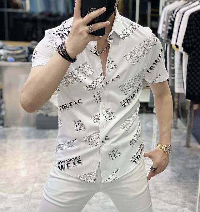 卡瓦利 2025Ss春夏时尚大爆款短袖衬衫，贸易公司渠道货，品相完美如斯，属于入柜级别，可预见性的爆款，高级定制进口长绒棉面料，大师级剪裁，质感无敌，亲肤性极佳