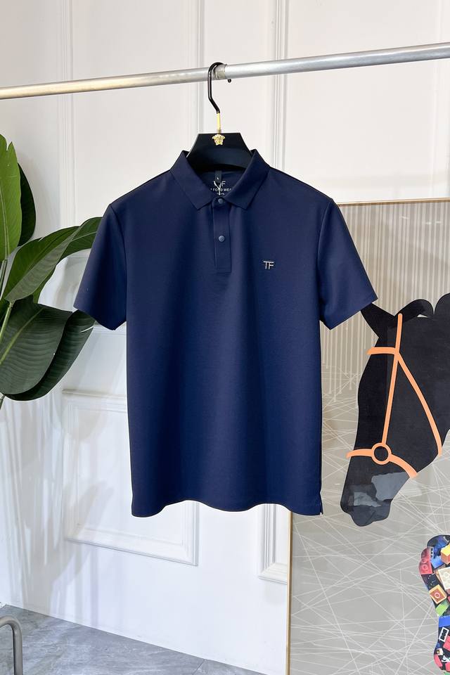 Tf 2025Ss蛇年春夏新款Polo领短袖系列。精选优质长绒棉面料，时尚大牌元素Logo设计，上身版型超赞，面料细腻舒适透气，随意搭配都超级好看时尚型男必备款