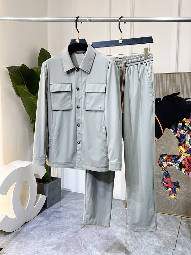 杰尼娅 2025Ss蛇年春装新品休闲套装！明星最爱时装味休闲套装 简单大方，官网1：1工艺设计！干净利落剪裁 都市风十足 可供独家顶级定制面料，手感软糯干爽，上