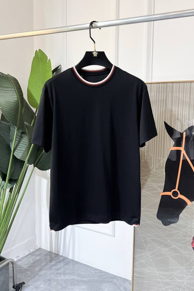 Bc 2025Ss蛇年贺岁款春夏精品宽松版短袖T恤 官网同步 高端品质 定制顶级长绒棉面料，顶级大厂1:1制作，时尚大牌重工艺Logo设计，手感柔软细腻 穿着亲