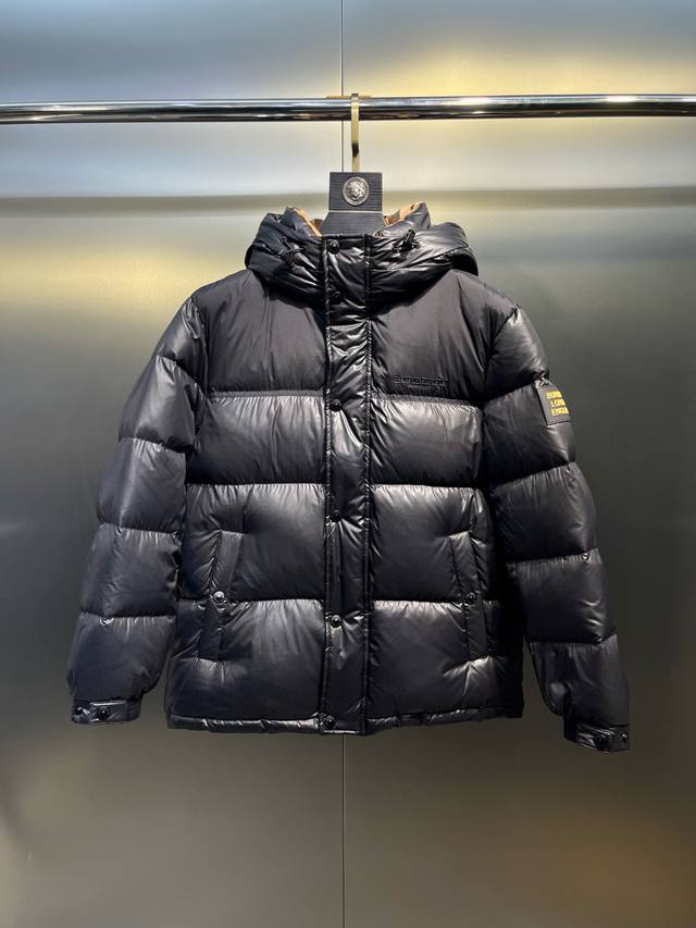 特级 Moncler 2025秋冬新款 羽绒服 原版订制五金配件全进口原版定制 欢迎对比 绝对的高品质 采用顶级90白鸭绒 超柔软 充羽量蓬松饱满 超级重工 面