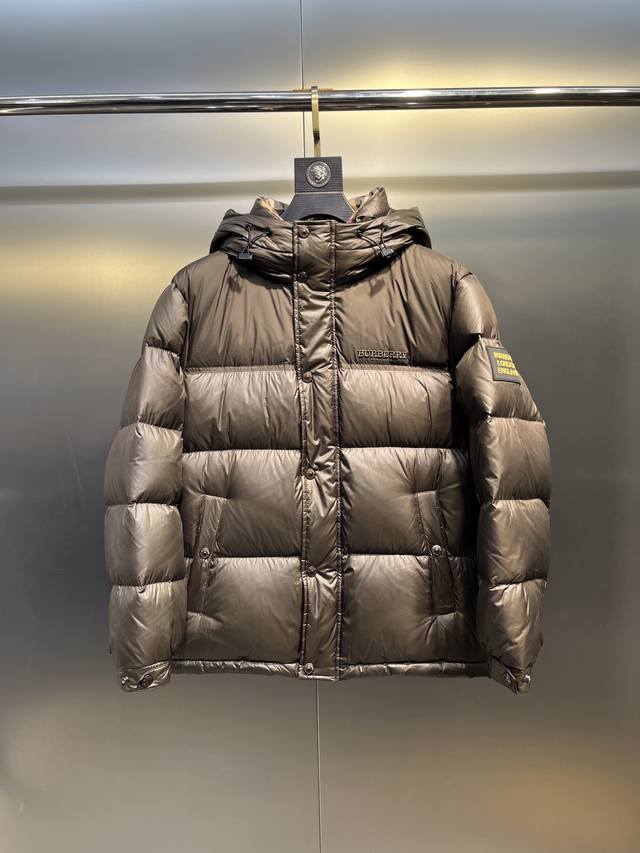 特价 Moncler 2025秋冬新款 羽绒服 原版订制五金配件全进口原版定制 欢迎对比 绝对的高品质 采用顶级90白鸭绒 超柔软 充羽量蓬松饱满 超级重工 面