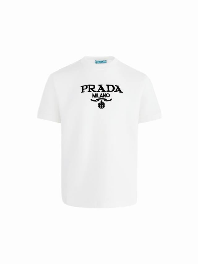 高版本] Prada 普拉达 秋冬高领打底刺绣短袖T恤 购入原版开模打造，全套定制辅料，所有细节完美还原 定织定染350珠地空气棉面料。 胸口Logo标志非常重
