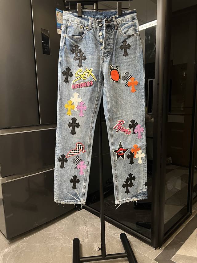 隔天 Chrome Hearts 克罗心 25Fw Ch多元素拼皮卡通重工牛仔裤 黑色 Size：28 30 32 34 36 S-Xxl对应 详细尺码可查图9