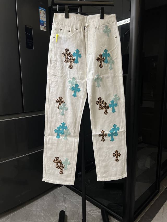 隔天 Chrome Hearts 克罗心 25Fw Ch城市限定薄荷蓝贴皮牛仔裤 白 Size：28 30 32 34 对应S-Xl 详细尺码可查图9