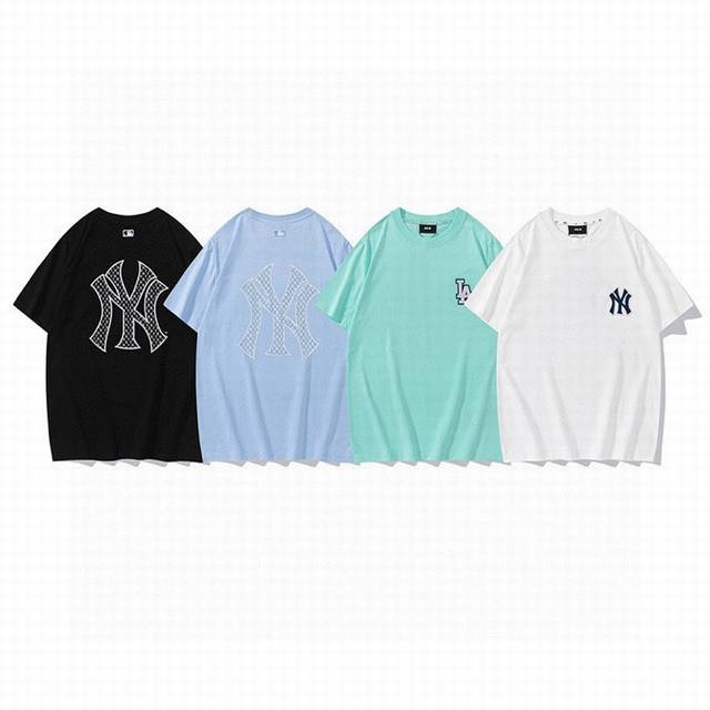 款号063# 韩国潮牌Mlb新款短袖男女同款，后背Logo采用印花工艺，边缘加上刺绣的点缀，更是立体感十足，颜色清新自然，上身活泼减龄，轻松打造夏日气息，原版一