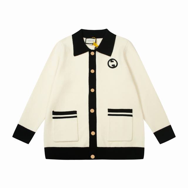 爆款古驰Gucci 采用高端毛料针织 .简洁大气，条纹清晰，细节做工与官网1:1同步 毛料触感非常舒服 软糯丝滑 手感超好 可对比市场品质不怕货比三家.超级重工