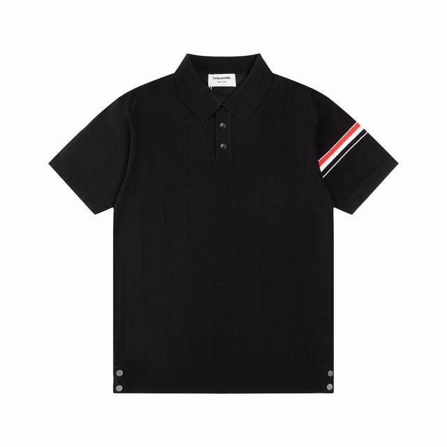 Thom Browne 汤姆布朗 Tb经典四条杠基础风格 年年都穿的经典款必须选择品质独家定制，柔软舒适，圆领短袖针织衫，凉爽，透气，手感无敌好，拿到手里就能感