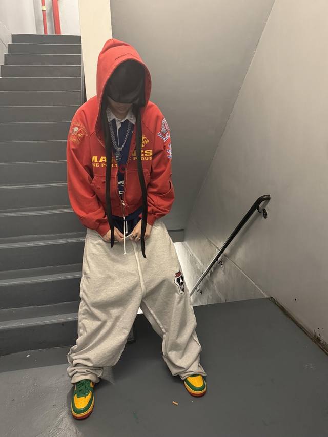 Grailz Project G R 25Ss 拼接假两件拉链卫衣外套刺绣连帽帽衫 款号：599-2 码数：1码 2码 3码 Grailz Project Gr