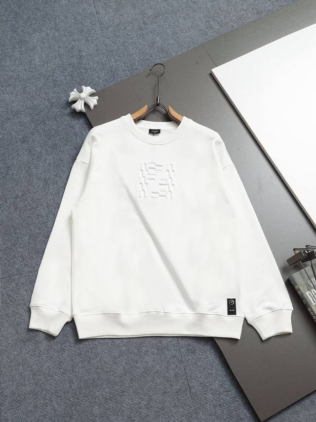 Fendi 芬迪 420克圆领卫衣 经典印花双Flogo标识 官方同步 高版本 高品质 时尚个性 百搭潮流 纯原品质 原版面料 吊牌 领标 水洗麦 三标齐全 颜