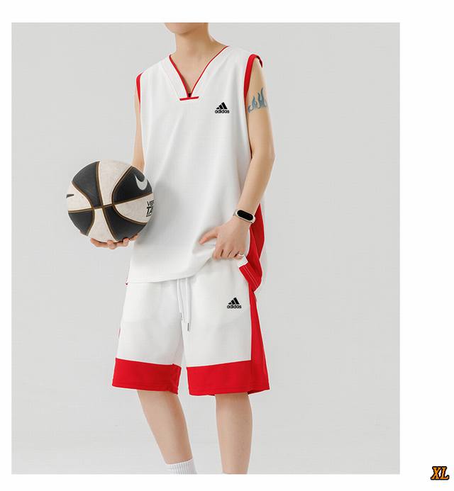 阿迪达斯 独家实拍上新夏季高品质短袖运动套装薄款冰丝速干无袖T恤跨栏背心短裤篮球服，本季主打，货源充足，放心主推，高端品质，经典设计，做工出色，经典百搭，上身效