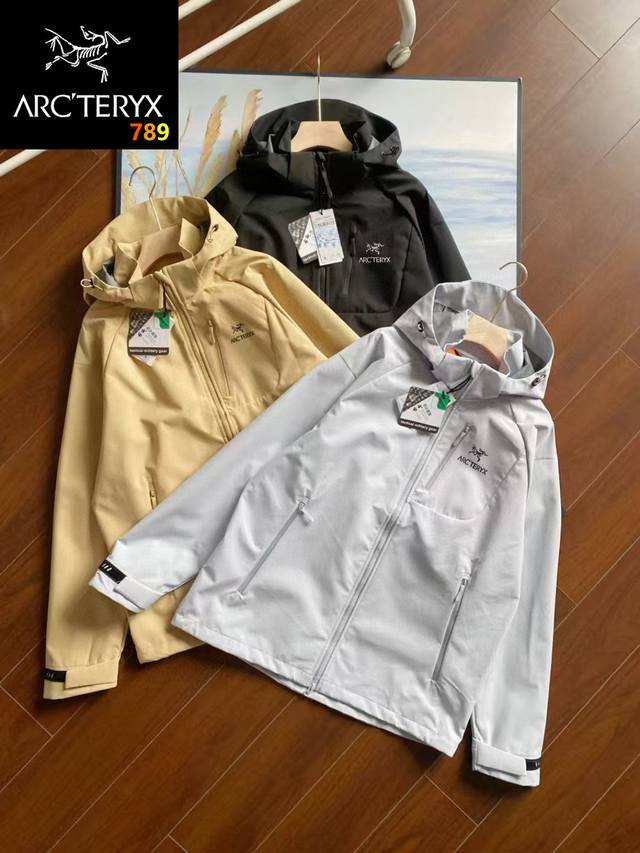 2025Nasa联名款春季户外冲锋衣城市户外全天候单层连帽防风防水透气休闲登山服。难得一遇的好货！闭眼入！错过不再有这款Trino采用了防风防水透气的Gore