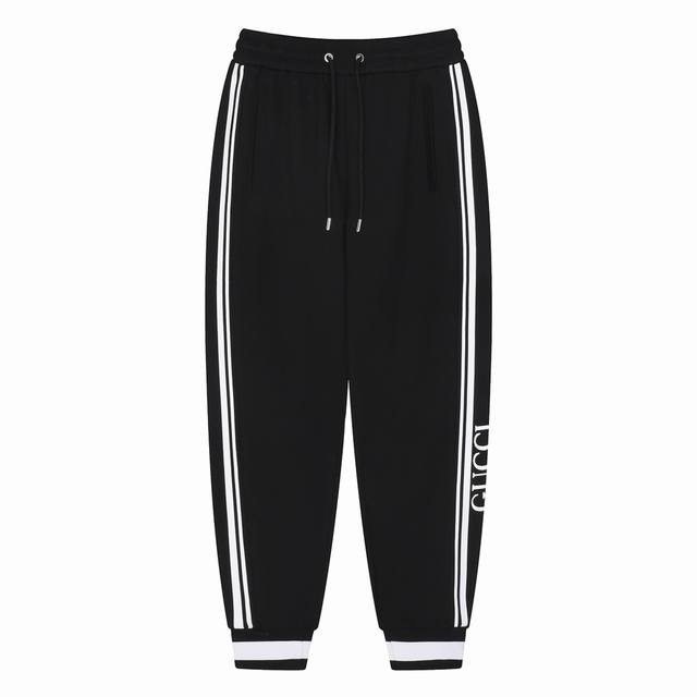 Gucci古驰 25Fw新款情侣长裤 区分市面通货，男女同款全新美学灵感趣味设计,渠道性质精品。让整体造型设计更加优雅时尚，今夏最火系列，无数明星潮人追捧。裁剪