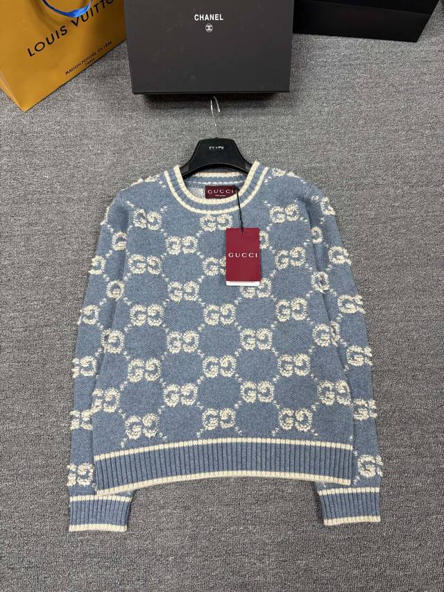 Gucc*25秋冬新款针织圆领套头 经典品牌双G老花菱格提花装饰 常规版型 经典时髦精致百搭 尺码Sml