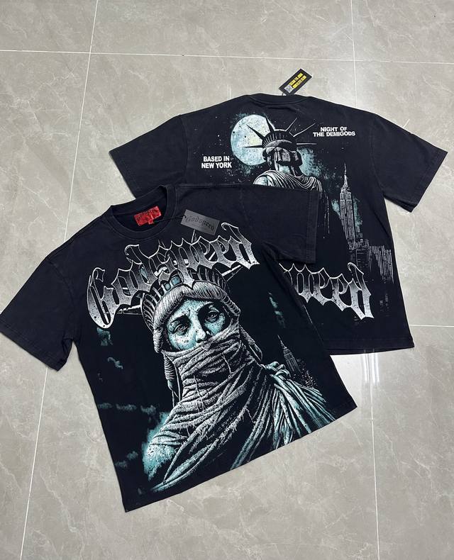 6156#洗水黑色 ｜ 现货实拍 New Godspeed 跨境美式摇滚街头洗水复古风 短袖T 数码印花 面料 Fabric ：32支精梳双纱250克重 码数