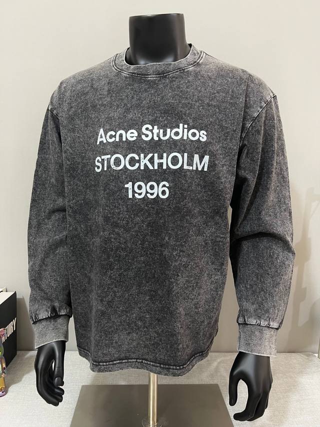 Acnestudios 艾克妮1996纪念款， 重磅水洗长袖T恤，破损字母细节与Yb一致，面料选用重磅水洗320G双纱100%纯棉，质感手感十足；透气柔软不发硬
