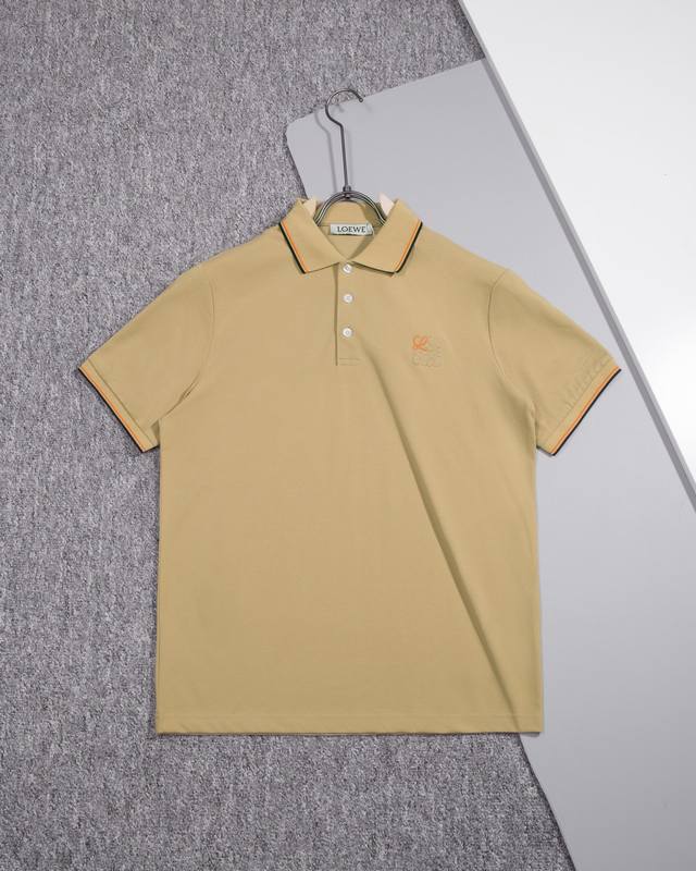 Loewe 罗意威 字母Logo 刺绣拼领Polo衫 原版面料 官方同款 定制 同缸染面料 手感非常舒服 春夏最新砖柜同步 时尚又个性 超级百搭好看的一款 男女