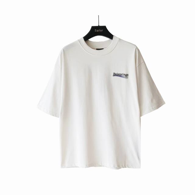 实拍细节图+尺码表 巴黎世家Balenciaga可乐刺绣短袖 记住区分好坏就在刺绣颜色上 此颜色是米白色＋藏青色刺绣 区别于市场白色＋黑色看图打版 在还原正品细