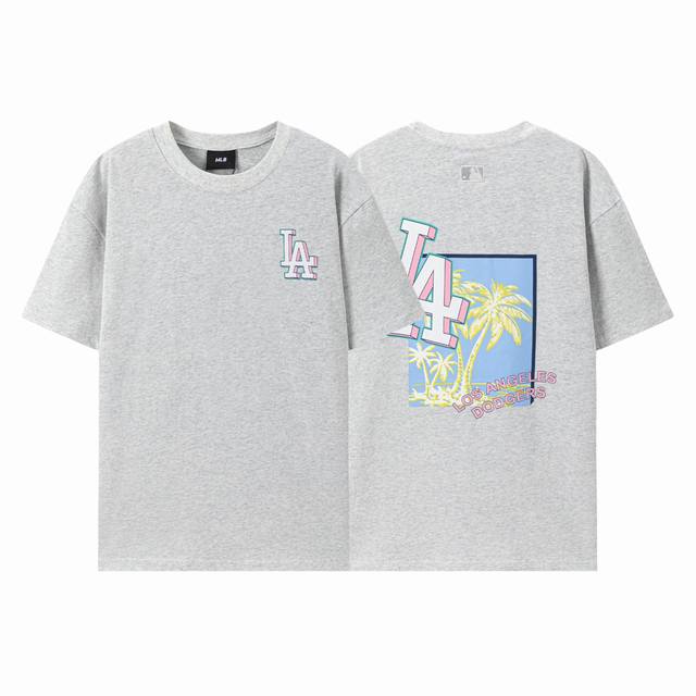 203# 明星同款 采用原版订制面料、300克重 版型不易走样、做工细节做到极致.、搭配320克1X1螺纹 面料螺纹同缸定染无色差 不易变形 进口环保印花胶浆