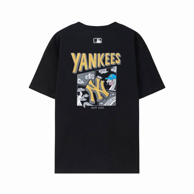 208# 明星同款 采用原版订制面料、300克重 版型不易走样、做工细节做到极致.、搭配320克1X1螺纹 面料螺纹同缸定染无色差 不易变形 进口环保印花胶浆