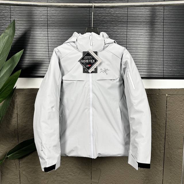 款号D63 市场最顶版本 Arcteryx始祖鸟Macai Jacket冬季新款男连帽防水买菜羽绒服滑雪服 顶级版本，区别老款，连帽设计使其更加适合滑雪防水穿着