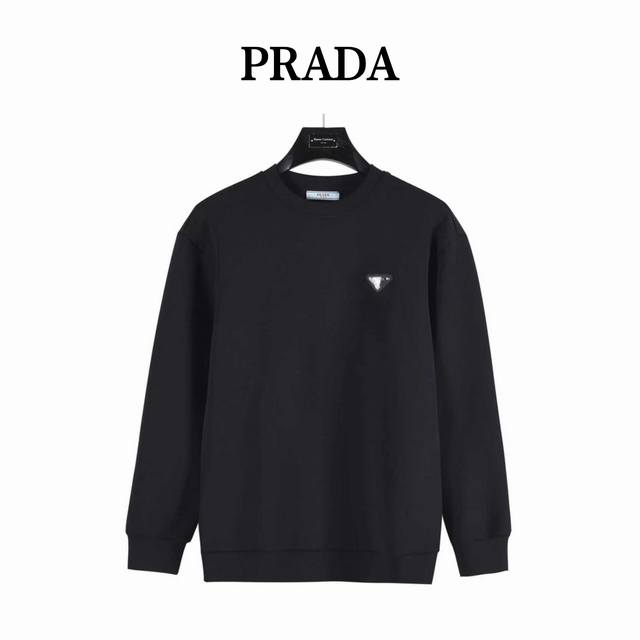 Prada 普拉达 胸口三角标三角标圆领卫衣 Prada 普拉达 胸口三角标三角标圆领卫衣 25秋冬 八明治空气层套头圆领卫衣，男女同款时尚休闲套头卫衣衫！贸易