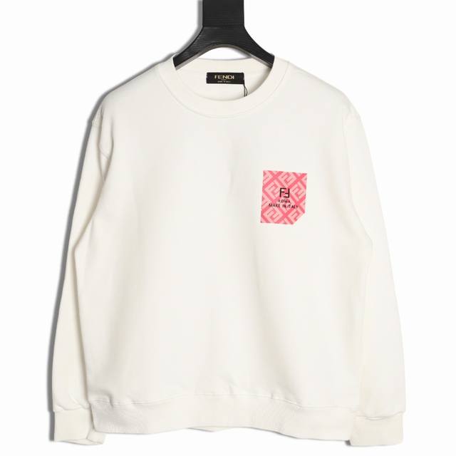 Fendi 芬迪 25Fw 假口袋圆领卫衣 480G高级精梳棉面料 专柜领标 代购级白色厚板吊牌 原版吊粒 前后都是立体发泡印花 层次感很强 男女同款 情侣款