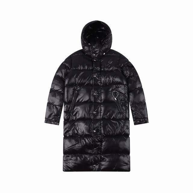 Moncler 蒙口 Maya长款羽绒服 作为常青款的玛雅，终于 出长款的啦。